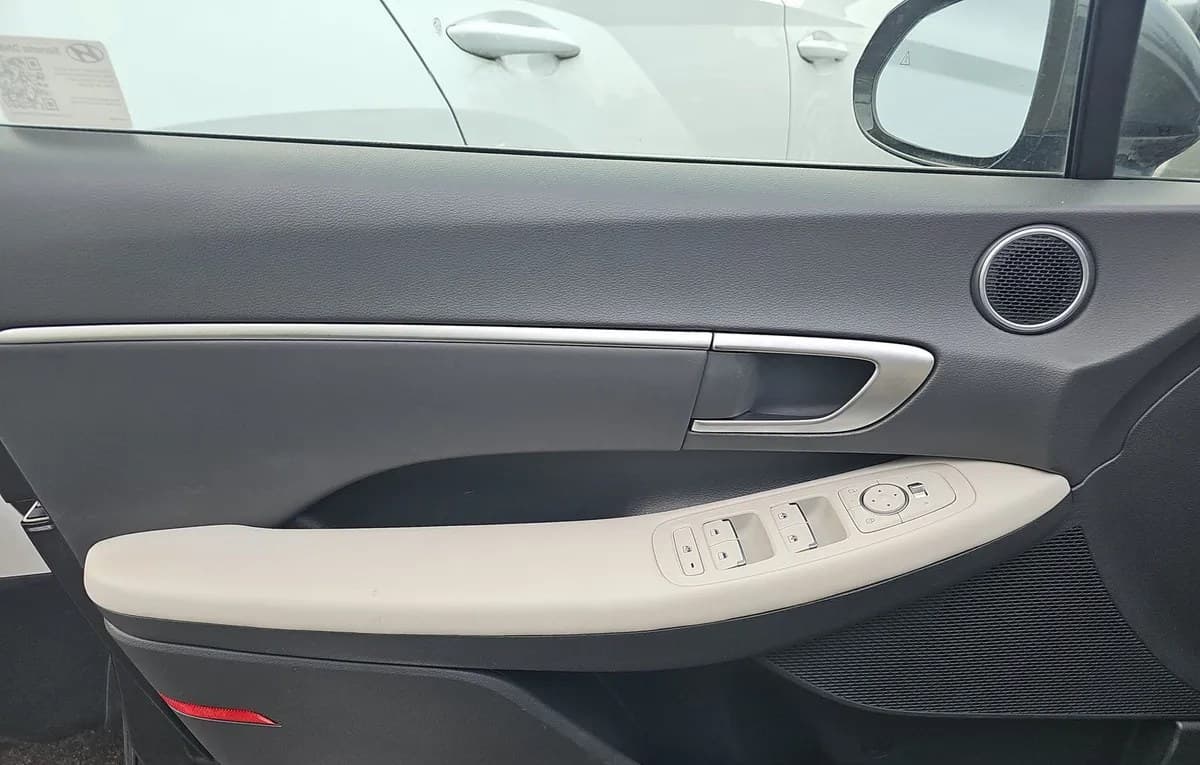 2025 HYUNDAI SONATA SEL 6