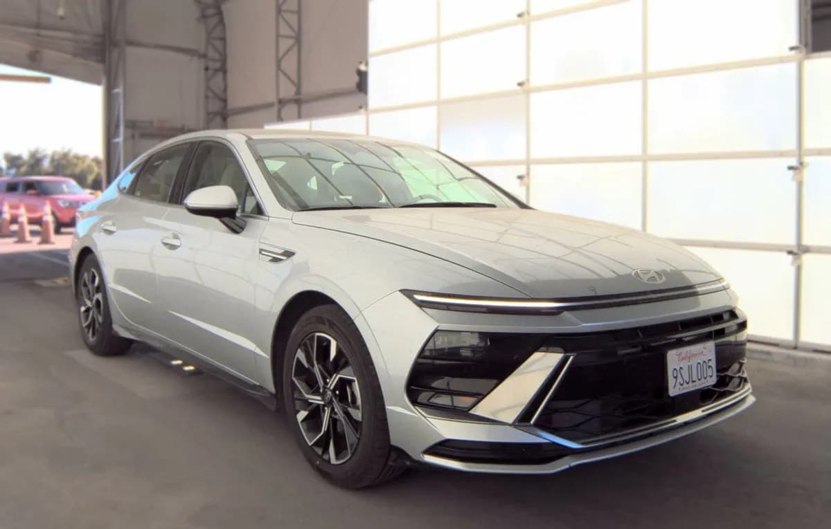 2025 HYUNDAI SONATA SEL 4