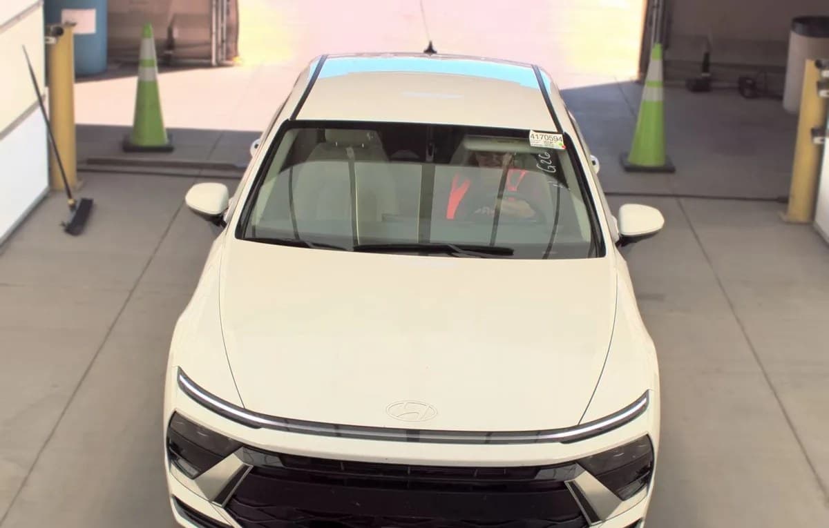 2025 HYUNDAI SONATA SEL 3