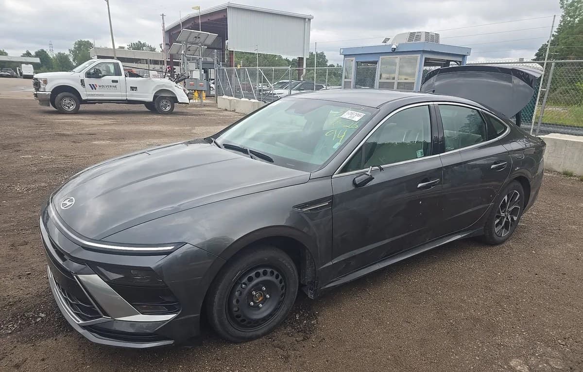 2025 HYUNDAI SONATA SEL 2