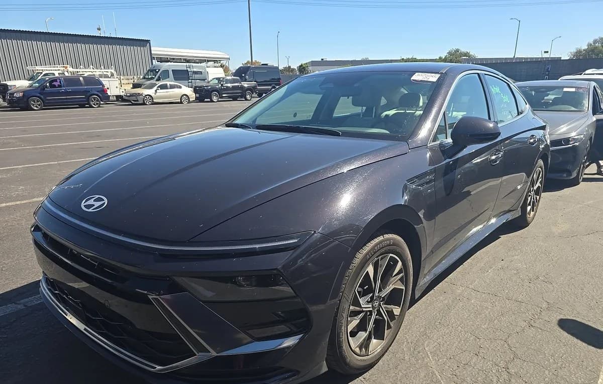 2025 HYUNDAI SONATA SEL 2