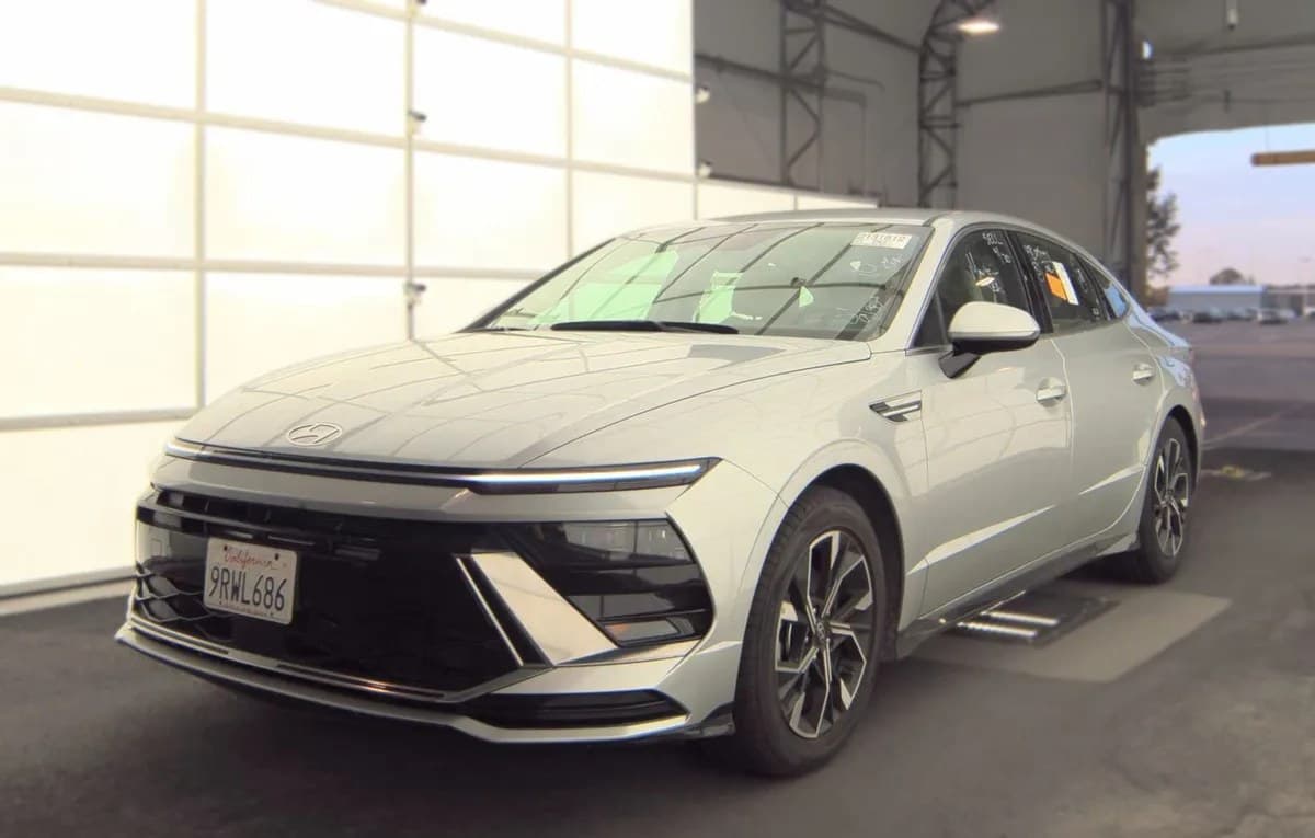 2025 HYUNDAI SONATA SEL 2