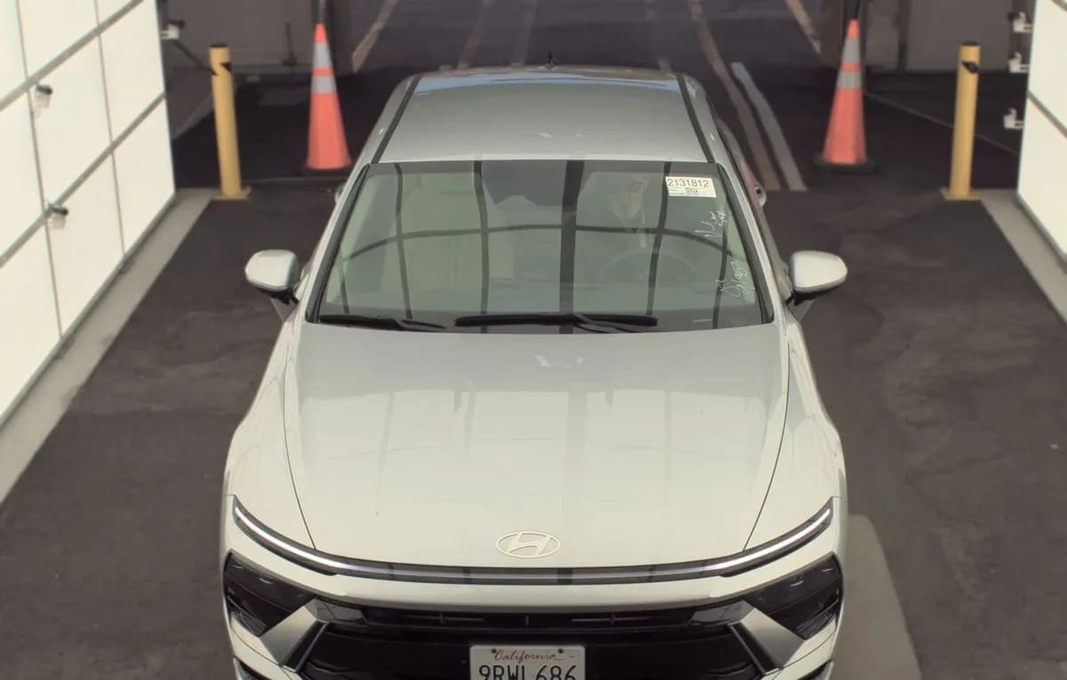 2025 HYUNDAI SONATA SEL 3