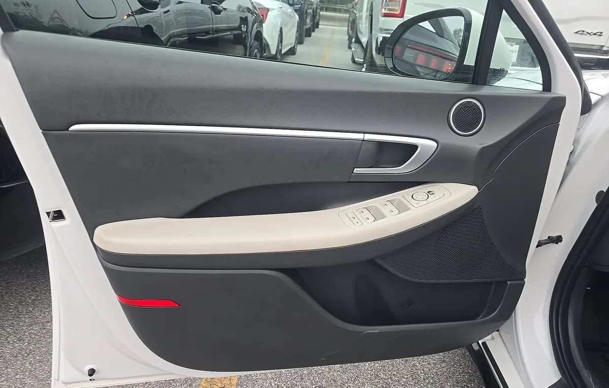2025 HYUNDAI SONATA SEL 6