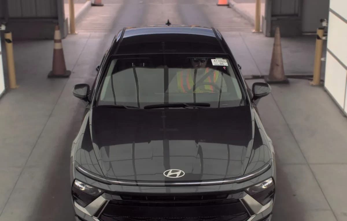 2025 HYUNDAI SONATA SEL 3
