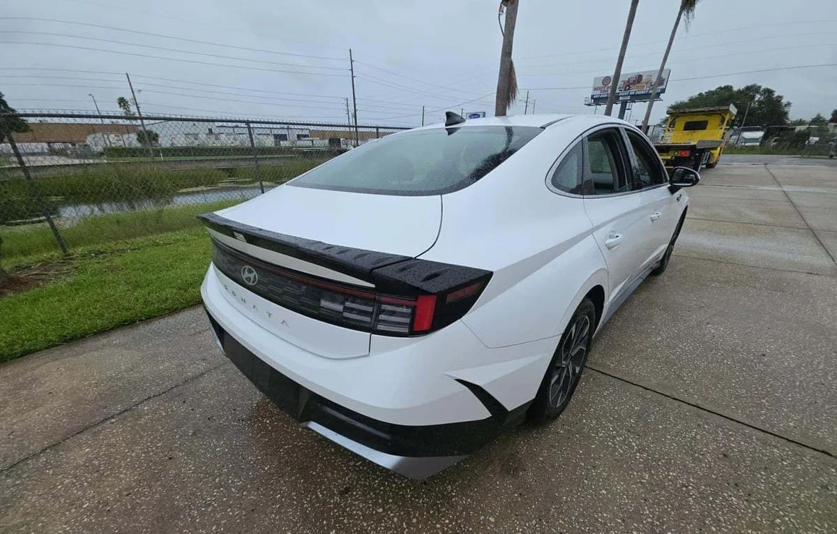 2025 HYUNDAI SONATA SEL 4