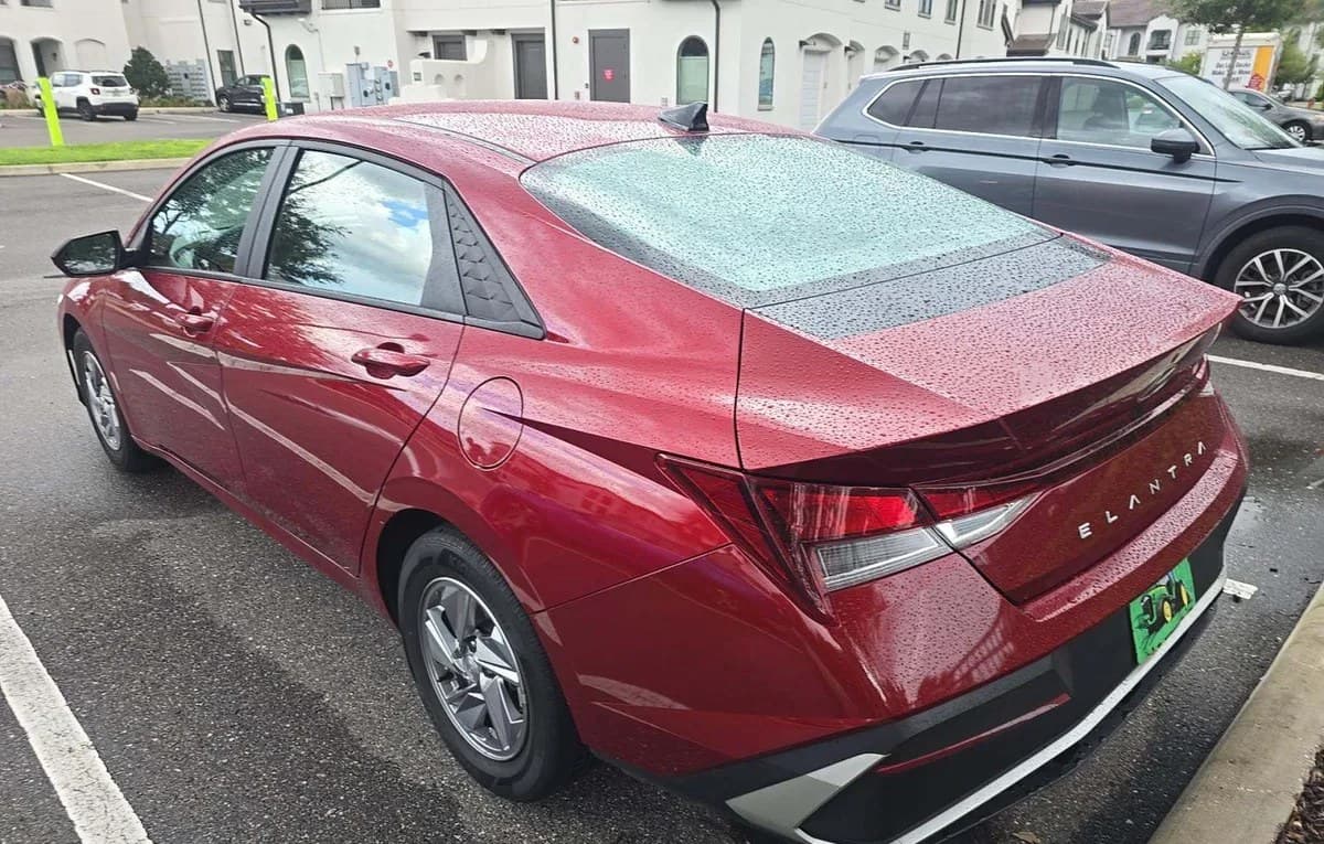 2024 HYUNDAI ELANTRA SE 2