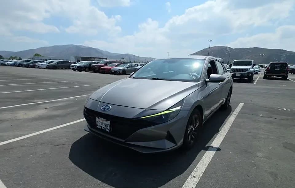 2023 HYUNDAI ELANTRA SEL