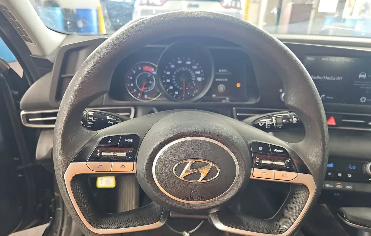 2023 HYUNDAI ELANTRA SEL 7