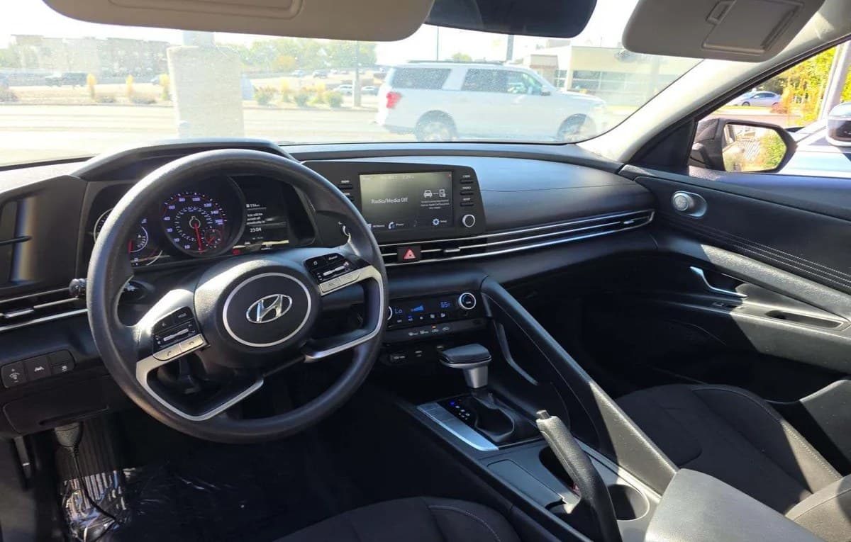 2021 HYUNDAI ELANTRA SEL 7