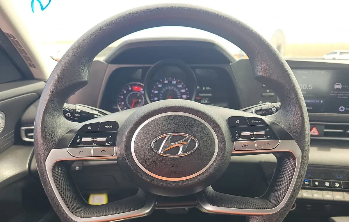 2023 HYUNDAI ELANTRA SEL 7