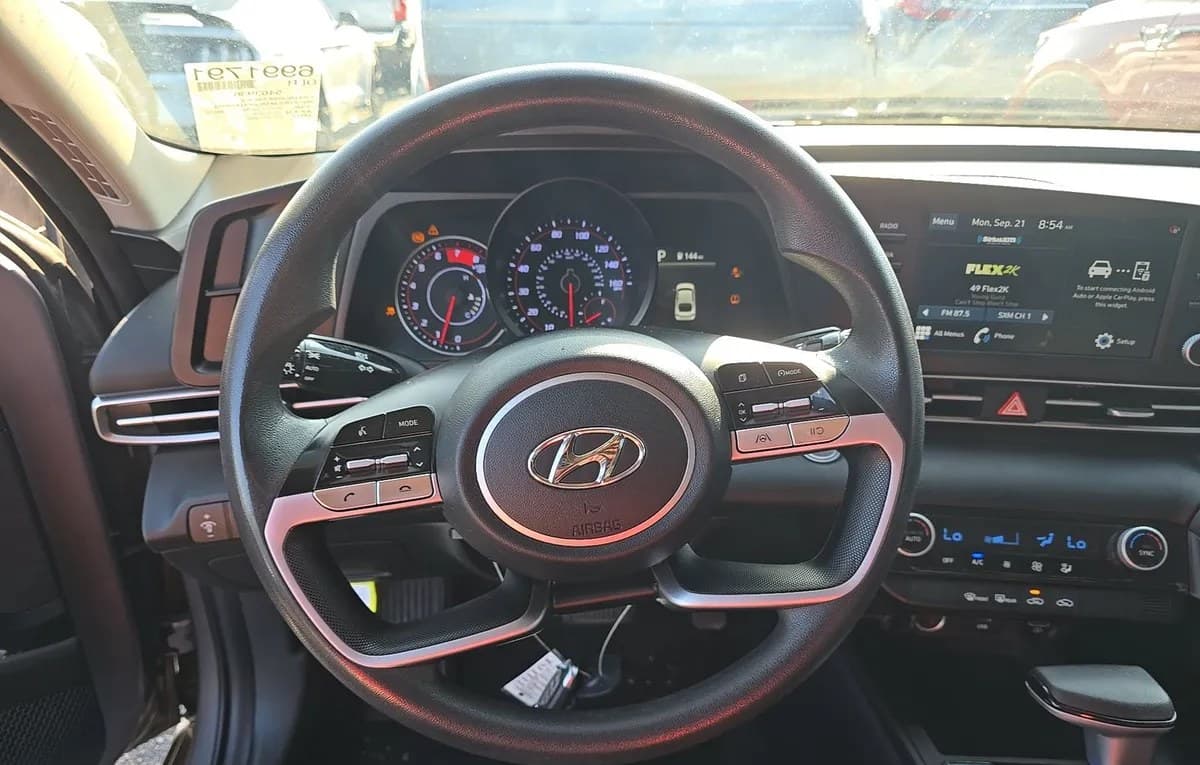 2023 HYUNDAI ELANTRA SEL 6