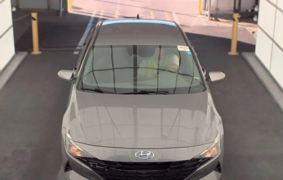 2023 HYUNDAI ELANTRA SEL 3