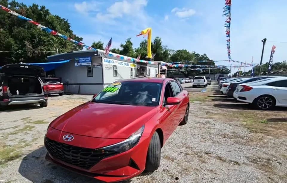 2023 HYUNDAI ELANTRA SEL 2