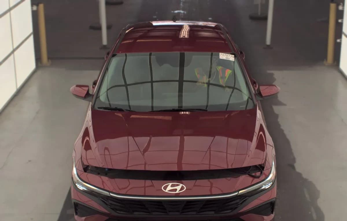 2024 HYUNDAI ELANTRA SEL 3
