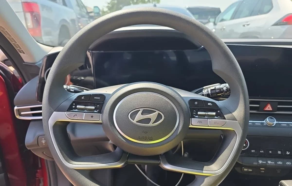 2024 HYUNDAI ELANTRA SEL 7
