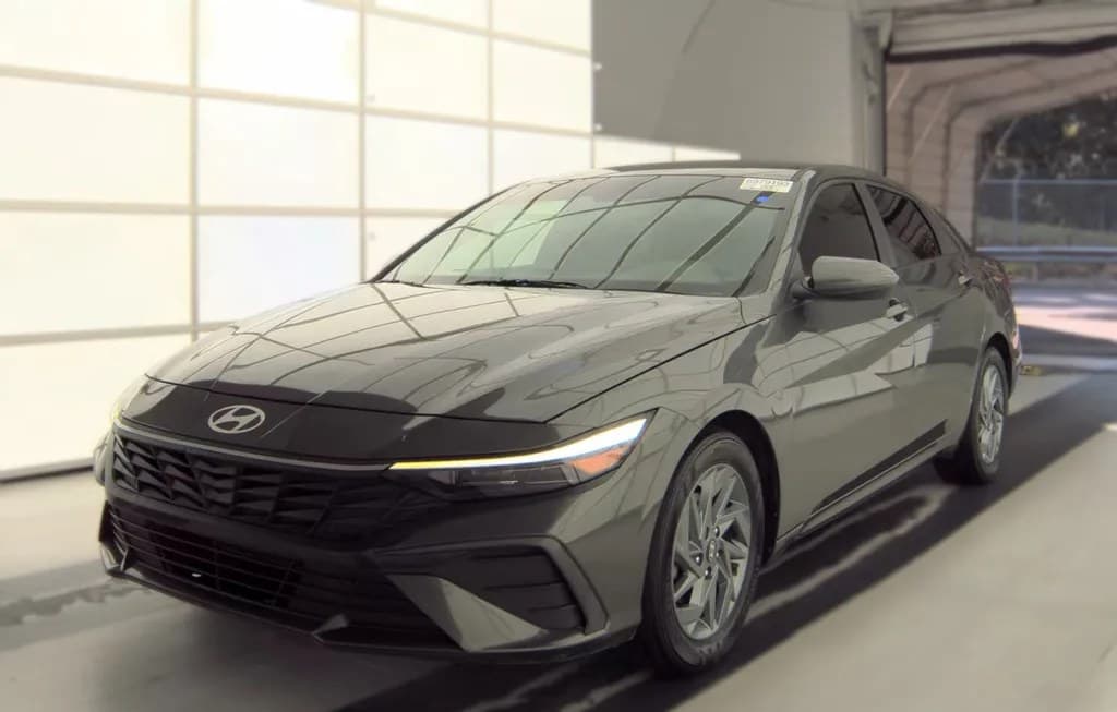 2024 HYUNDAI ELANTRA SEL 1
