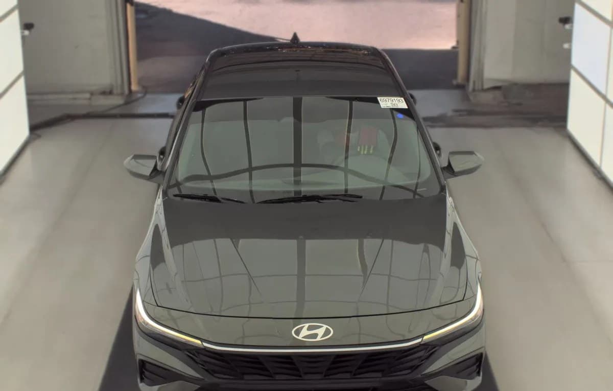 2024 HYUNDAI ELANTRA SEL 3