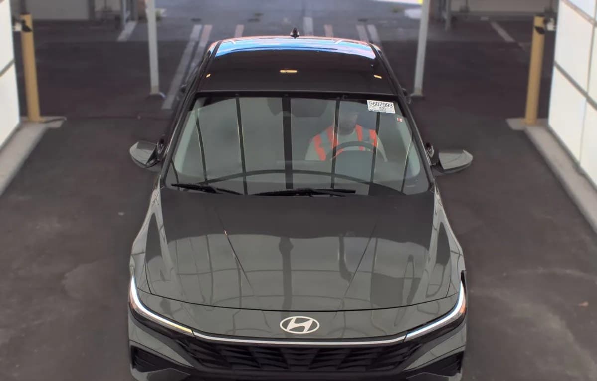 2024 HYUNDAI ELANTRA SEL 3