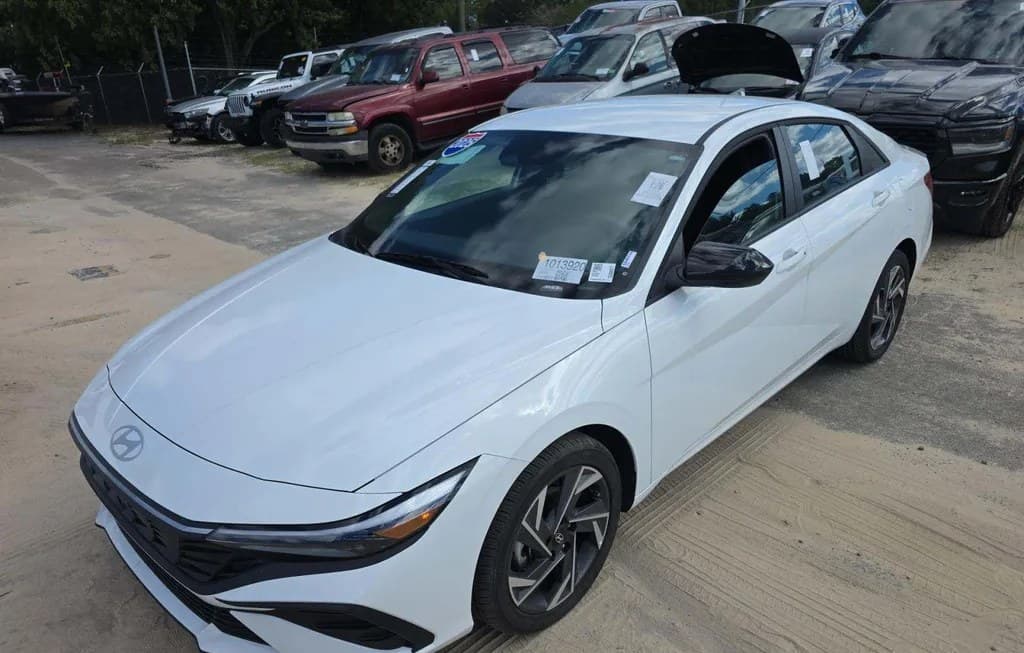 2025 HYUNDAI ELANTRA SEL SPORT