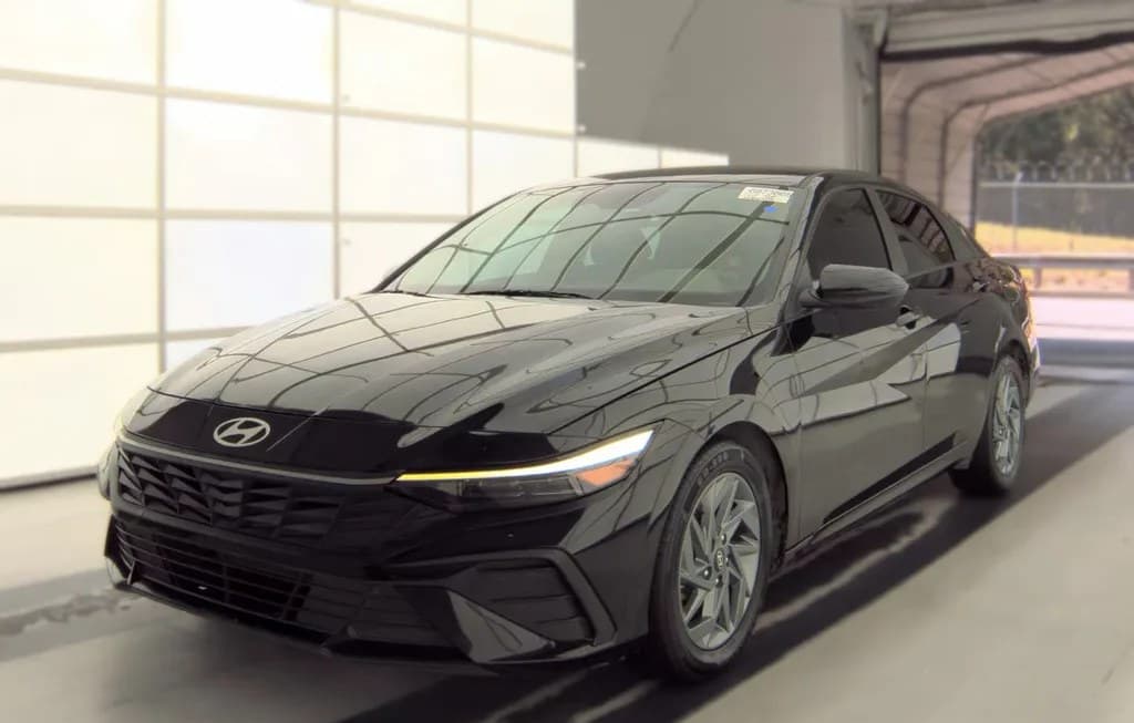 2024 HYUNDAI ELANTRA SEL 1
