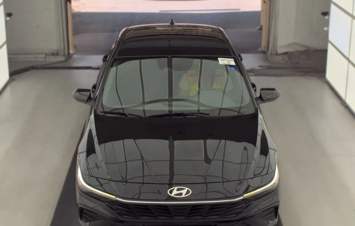 2024 HYUNDAI ELANTRA SEL 3