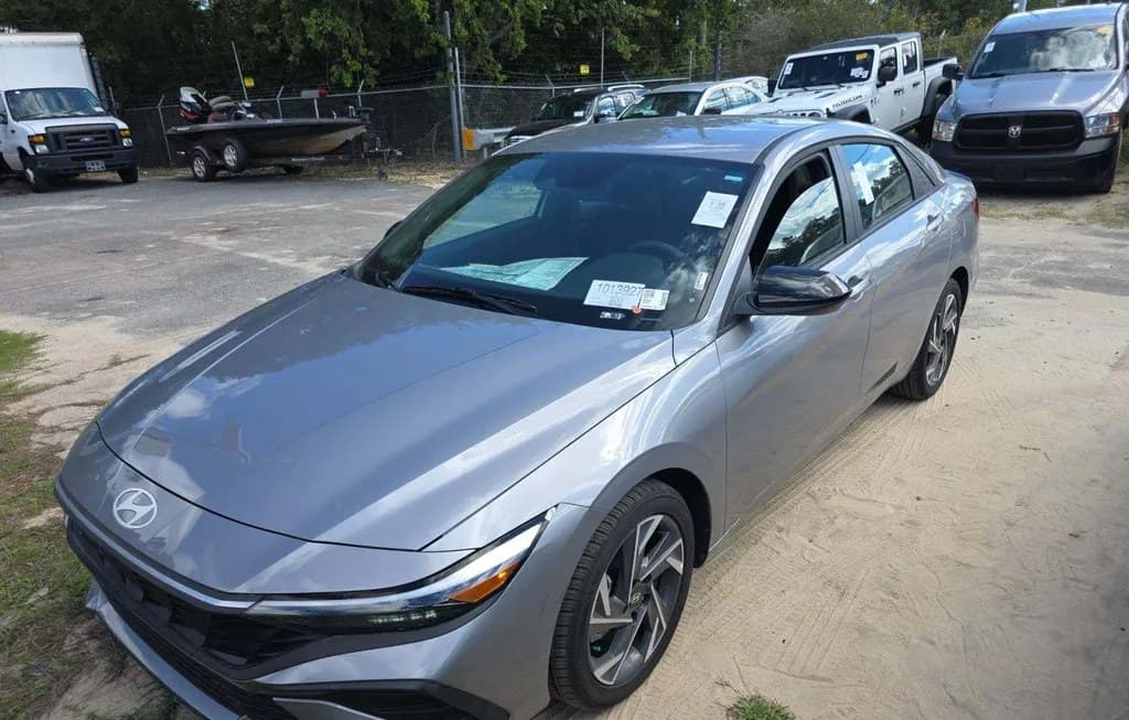 2025 HYUNDAI ELANTRA SEL SPORT