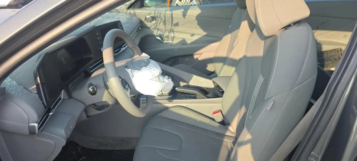 2026 HYUNDAI ELANTRA SEL Sport 5
