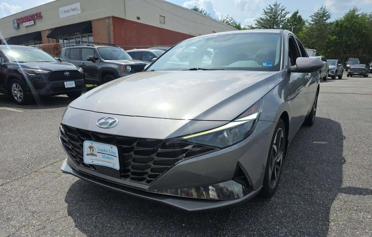 2022 HYUNDAI ELANTRA SEL 2