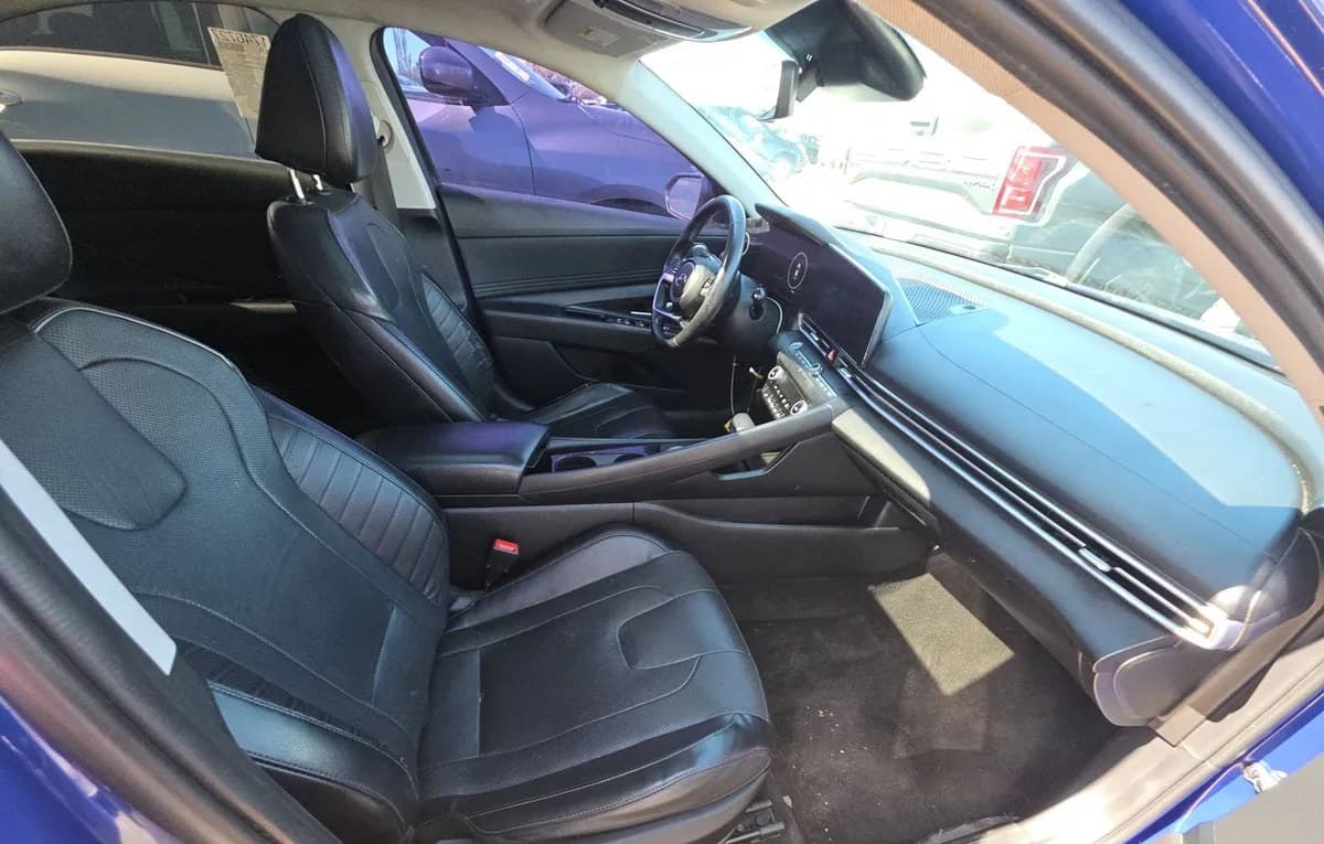 2021 HYUNDAI ELANTRA Limited 5