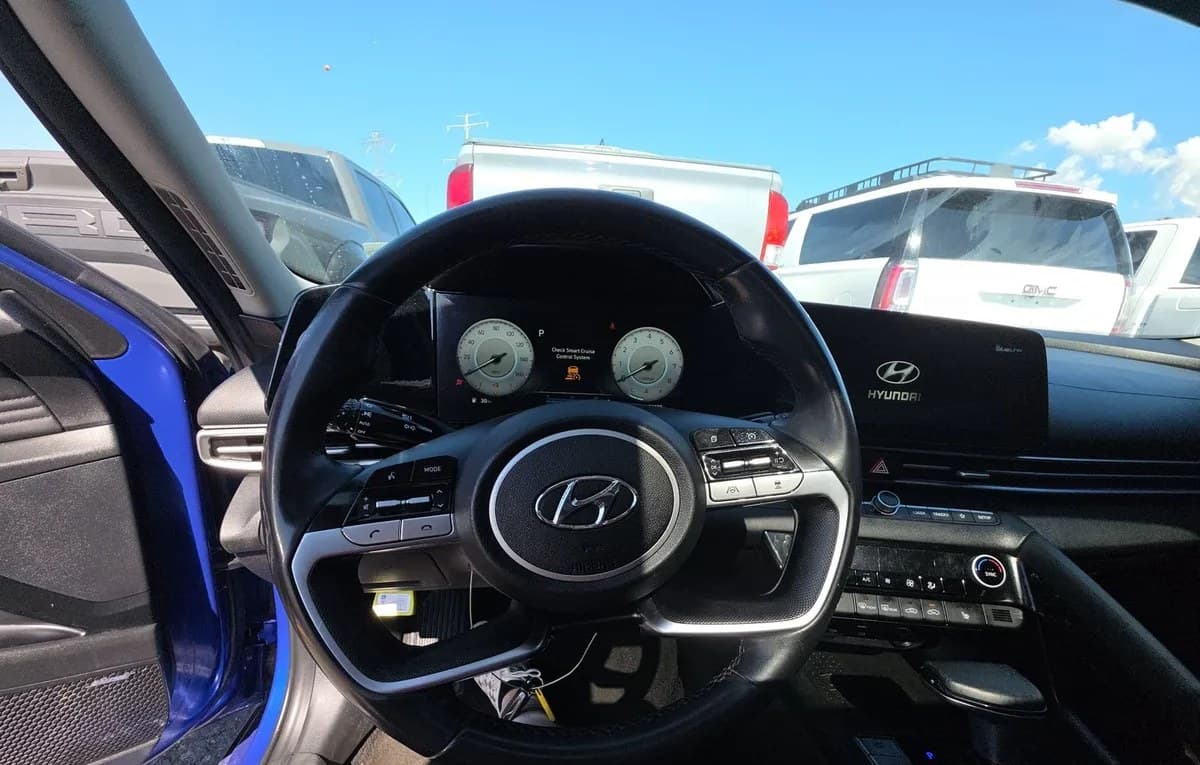 2021 HYUNDAI ELANTRA Limited 7