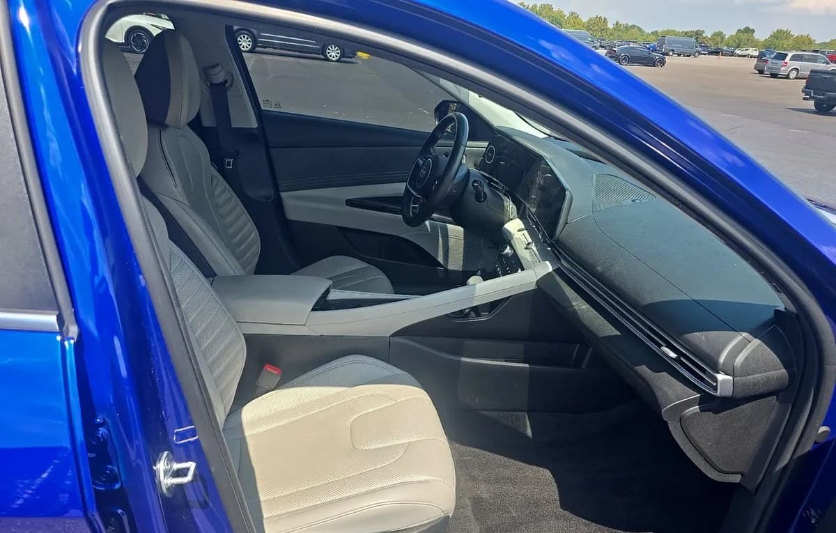2025 HYUNDAI ELANTRA Limited 5