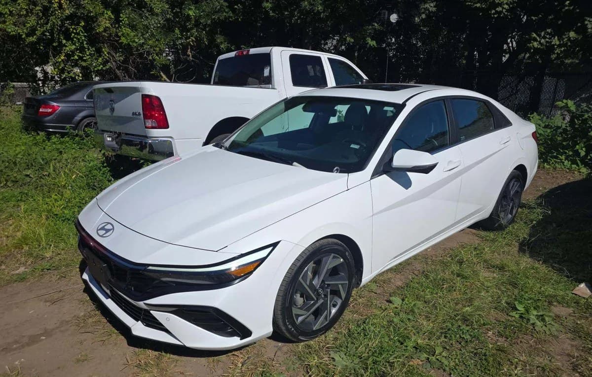 2024 HYUNDAI ELANTRA LIMITED 2