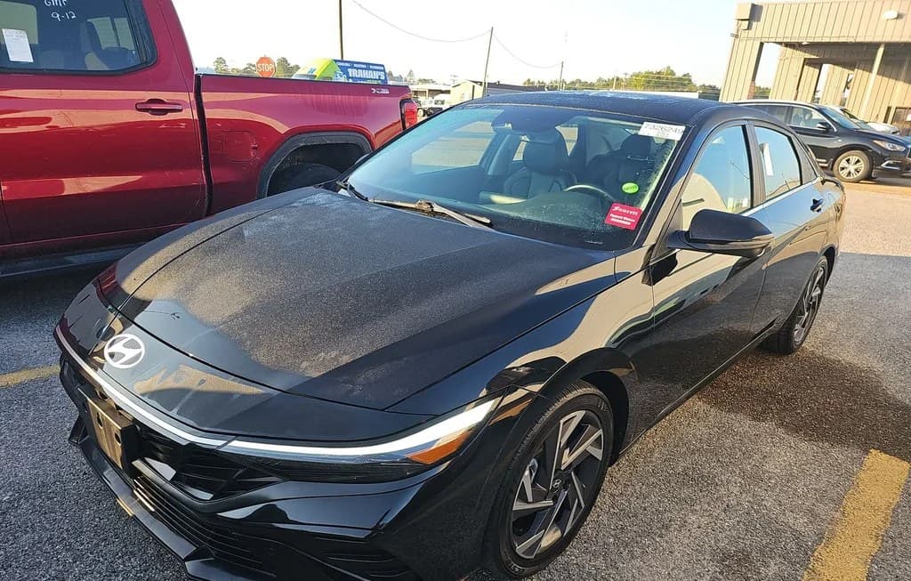2024 HYUNDAI ELANTRA LIMITED