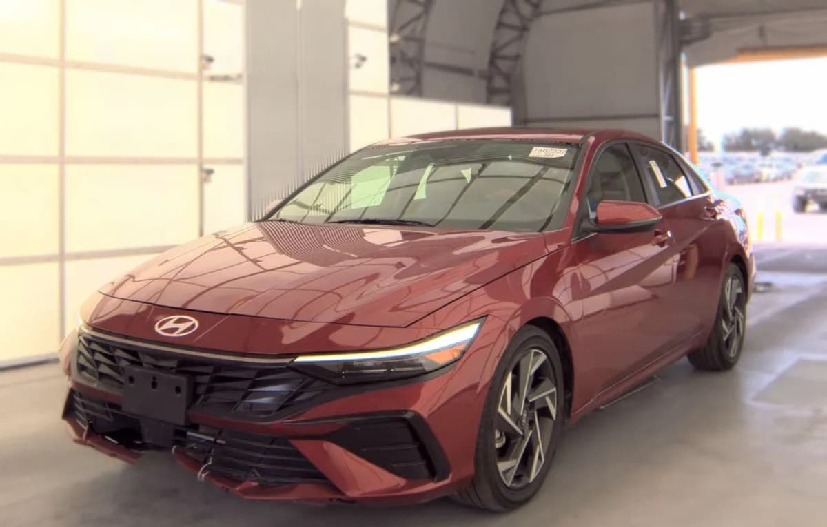 2025 HYUNDAI ELANTRA LIMITED 2