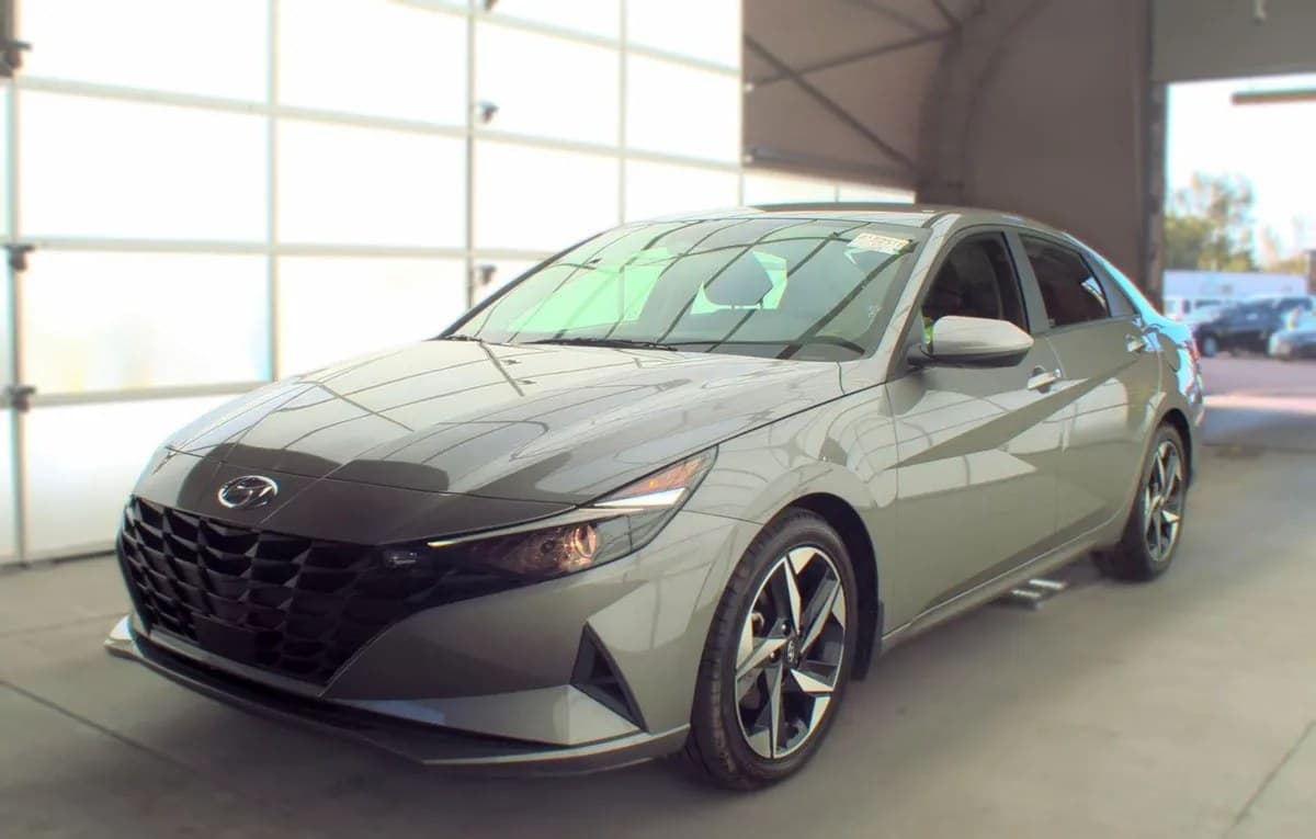 2023 HYUNDAI ELANTRA SEL 2