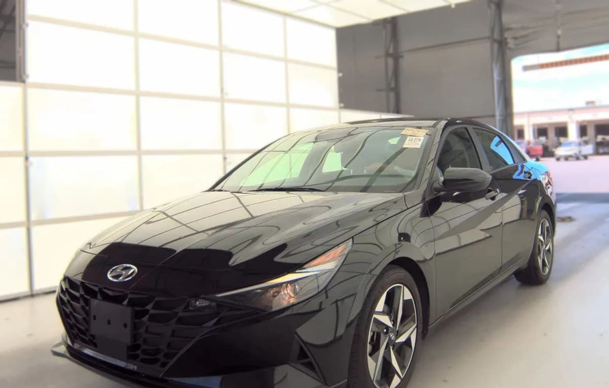2023 HYUNDAI ELANTRA SEL 2