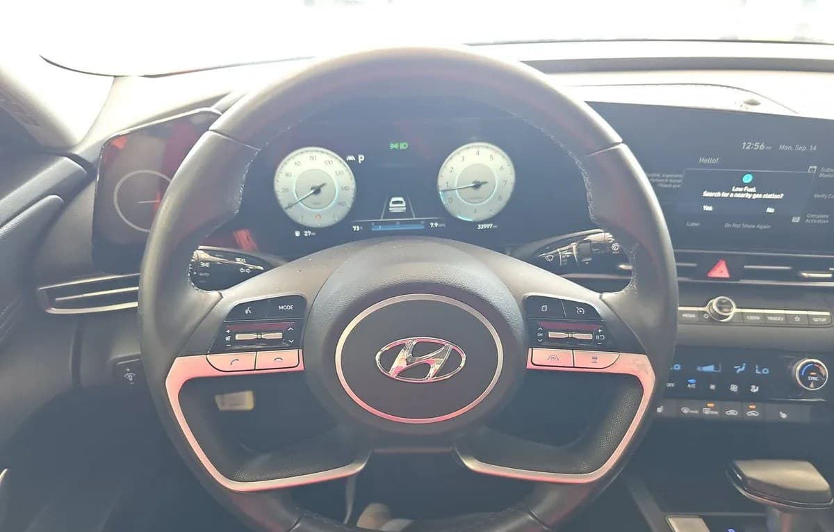 2023 HYUNDAI ELANTRA SEL 7
