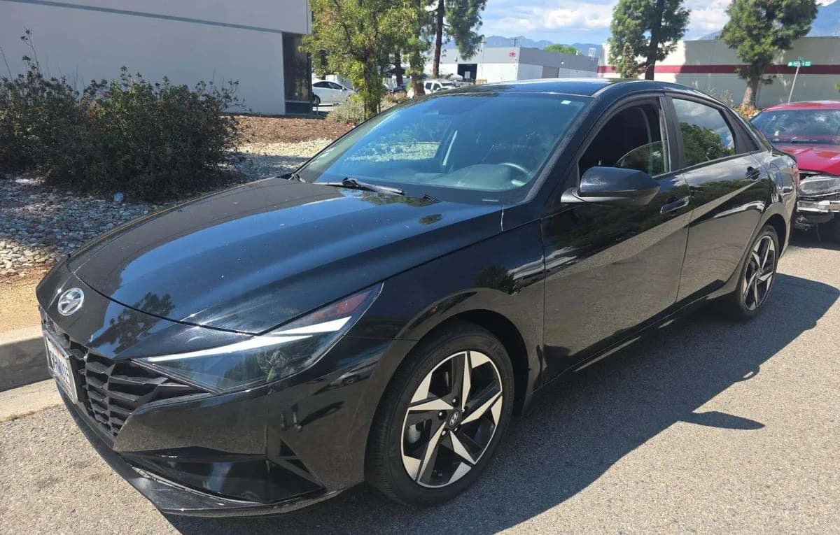 2023 HYUNDAI ELANTRA SEL 2