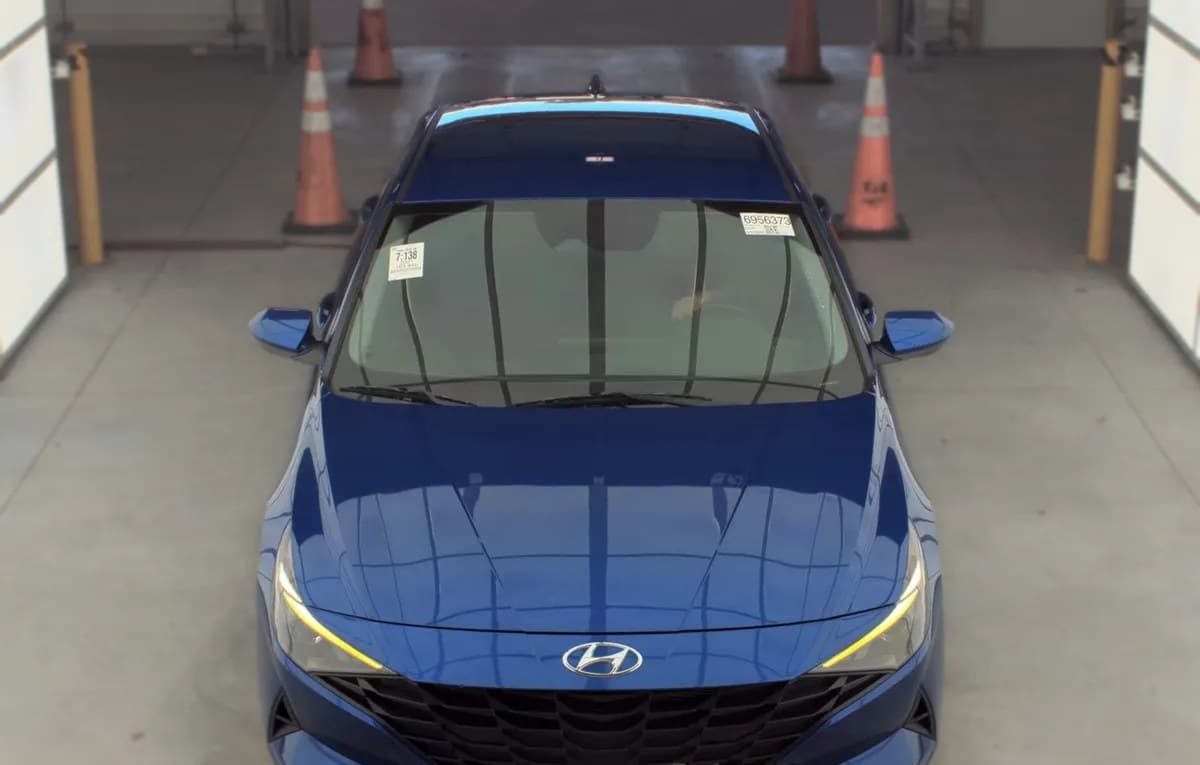 2021 HYUNDAI ELANTRA SEL 3