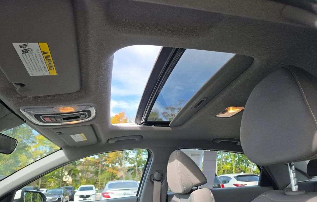 2025 HYUNDAI ELANTRA SEL Convenience 5