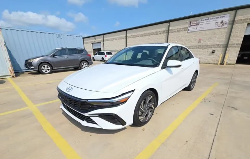 2025 HYUNDAI ELANTRA SEL CONVENIENCE