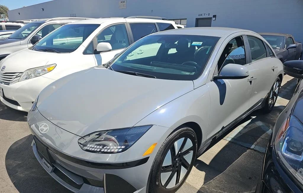 2024 HYUNDAI IONIQ 6 SE