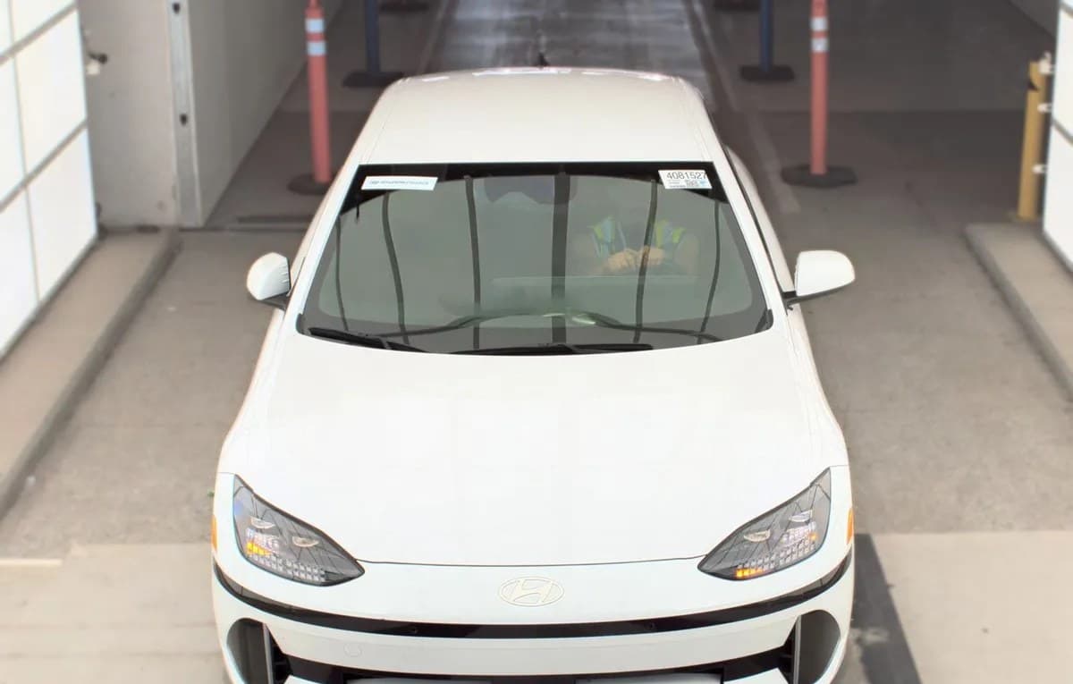 2023 HYUNDAI IONIQ 6 SEL 3