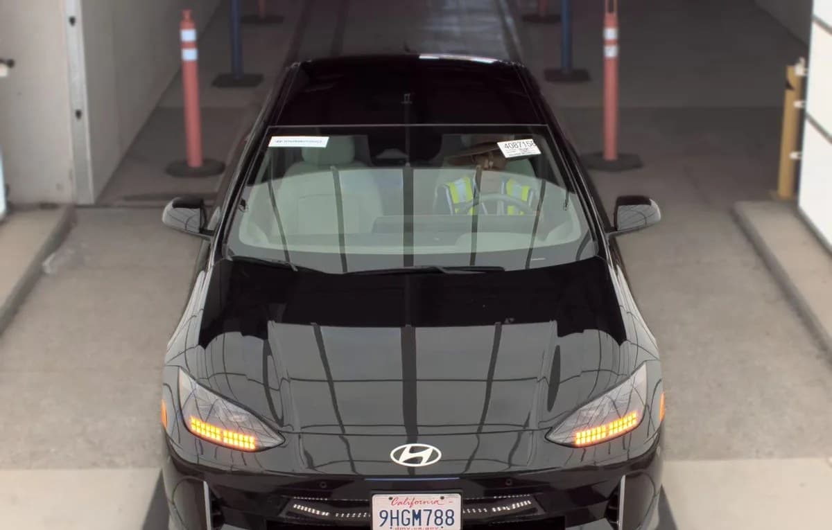 2023 HYUNDAI IONIQ 6 SEL 3