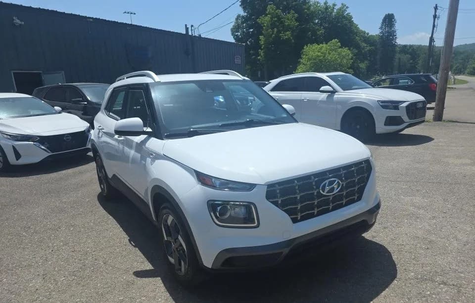 2021 HYUNDAI VENUE SEL 4