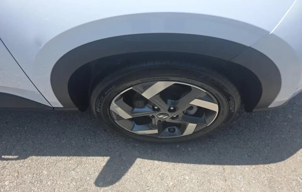 2021 HYUNDAI VENUE SEL 6