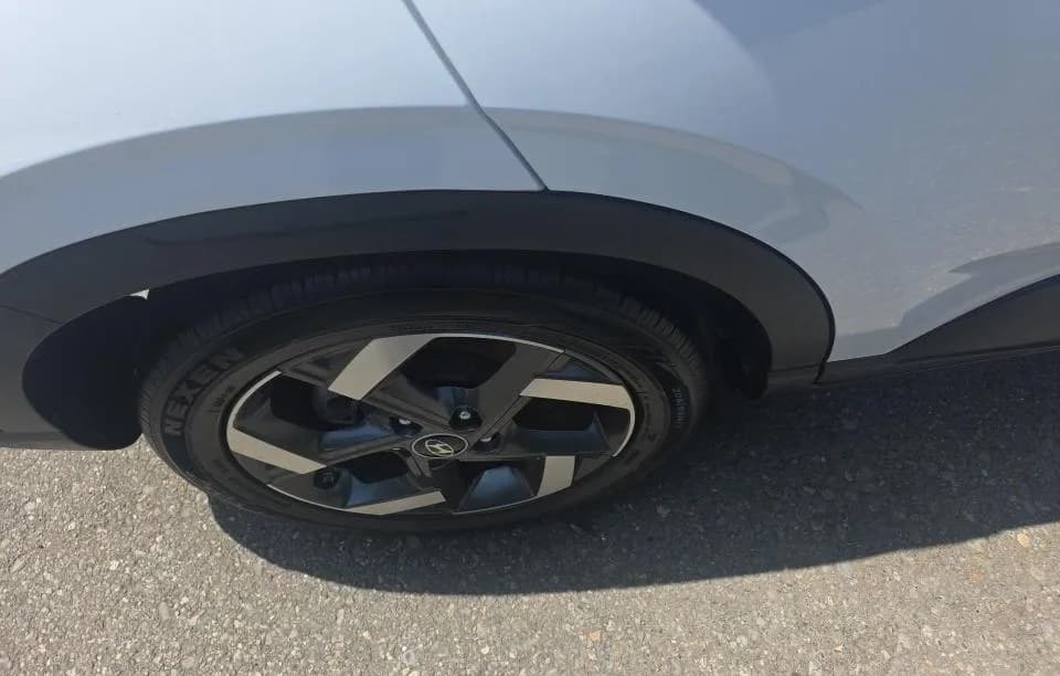2021 HYUNDAI VENUE SEL 7