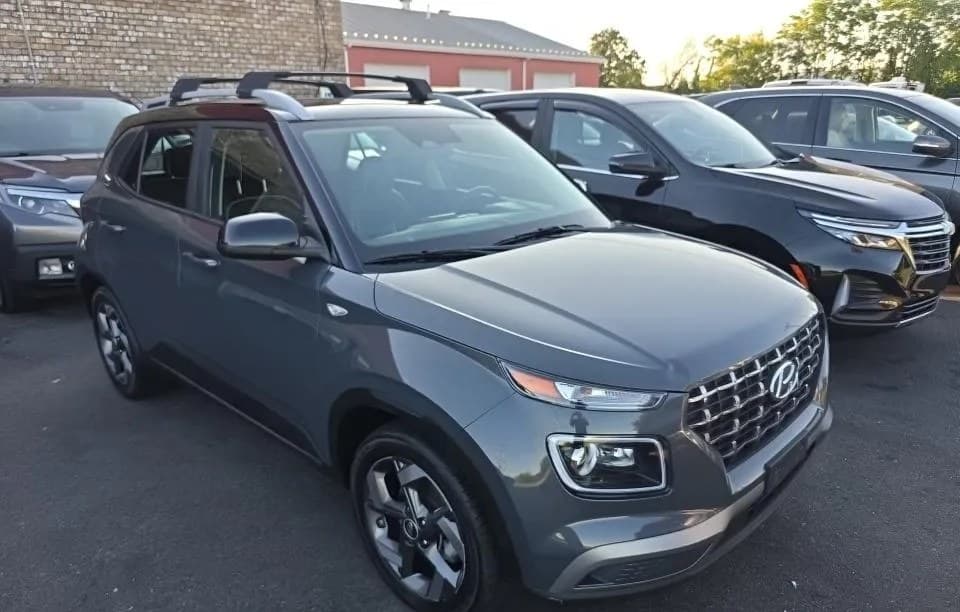 2023 HYUNDAI VENUE LIMITED 4
