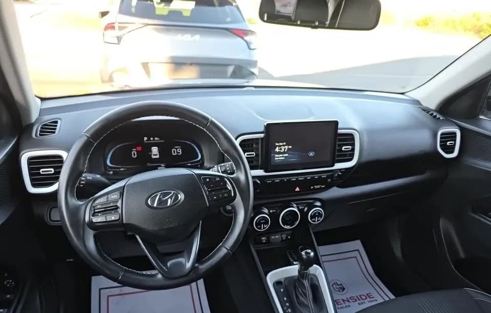 2023 HYUNDAI VENUE LIMITED 5